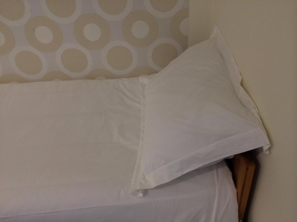 Aliyah Return Center Bed and Breakfast Degania Bet Δωμάτιο φωτογραφία